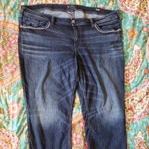 Silver Suki Mid Capris size 22